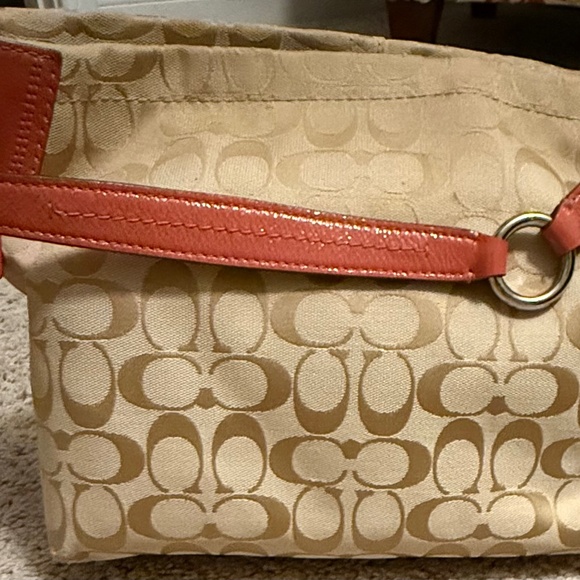 Coach Signature Print Shoulder Bag w Pink Flowers - Picture 3 of 7